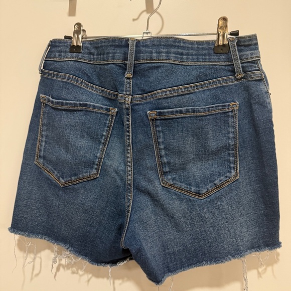 Old Navy High Rise Distressed Denim Cutoff Shorts Women’s 8 - Picture 5 of 6